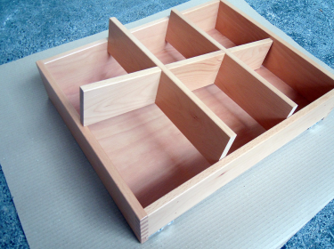 Holzlade Unterteilungen